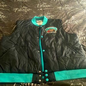 Throwback hardwood classics Vancouver Grizzlies